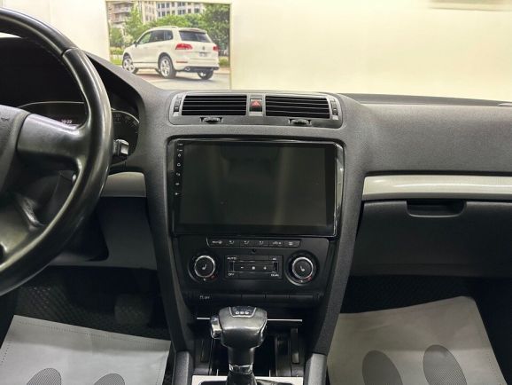 Skoda Octavia, 1.4 л, Робот, 2010 фото 12