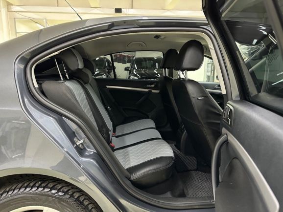 Skoda Octavia, 1.4 л, Робот, 2010 фото 2