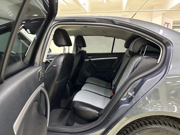 Skoda Octavia, 1.4 л, Робот, 2010 фото 1