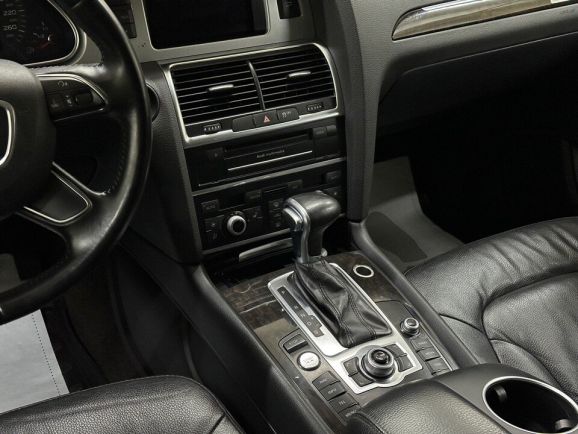 Audi Q7, 3.0 л, АТ, 2013 фото 17