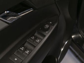 Opel Antara Cosmo, 2.4 л, АКПП, 2015 фото 10