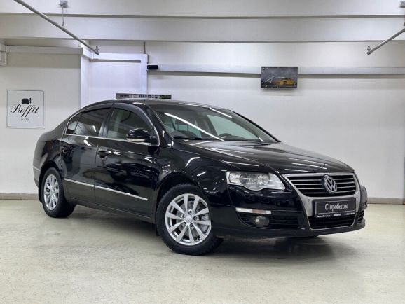 Volkswagen Passat Highline, 1.8 л, Робот, 2010 фото 5
