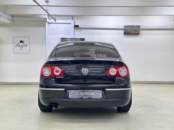 Volkswagen Passat Highline, 1.8 л, Робот, 2010 фото 7