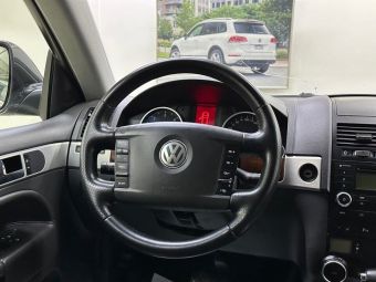 Volkswagen Touareg, 3.0 л, АКПП, 2010 фото 11