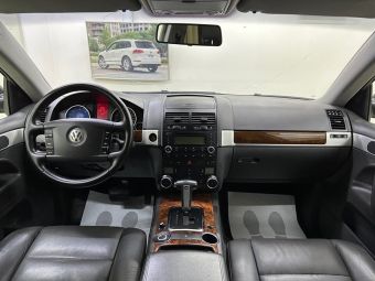 Volkswagen Touareg, 3.0 л, АКПП, 2010 фото 14