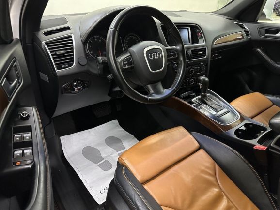 Audi Q5, 2.0 л, Робот, 2009 фото 11