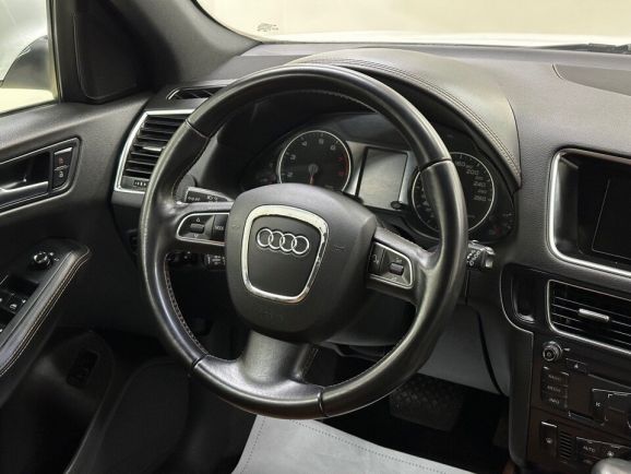 Audi Q5, 2.0 л, Робот, 2009 фото 13
