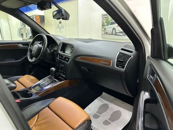 Audi Q5, 2.0 л, Робот, 2009 фото 20