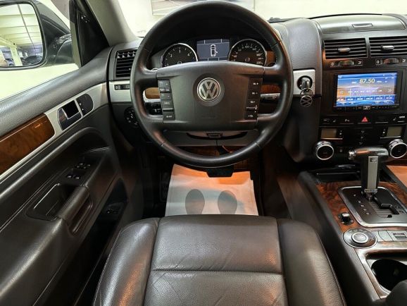 Volkswagen Touareg, 3.0 л, АТ, 2008 фото 13