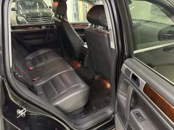 Volkswagen Touareg, 3.0 л, АКПП, 2008 фото 2