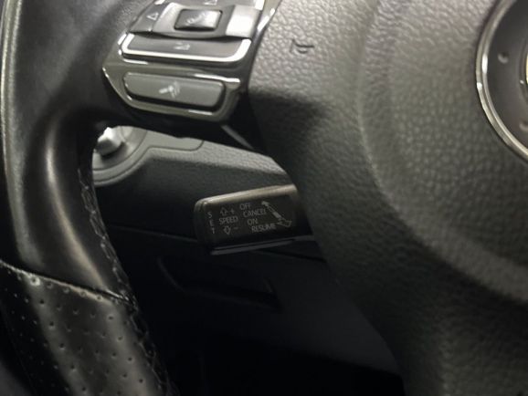 Volkswagen Passat Highline, 1.8 л, Робот, 2012 фото 16