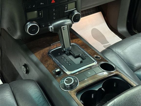 Volkswagen Touareg, 2.5 л, АТ, 2008 фото 13