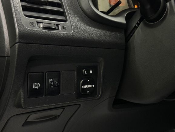 Toyota Corolla, 1.6 л, Робот, 2008 фото 10