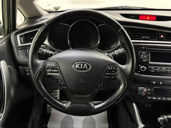 Kia Ceed, 1.6 л, АТ, 2015 фото 9