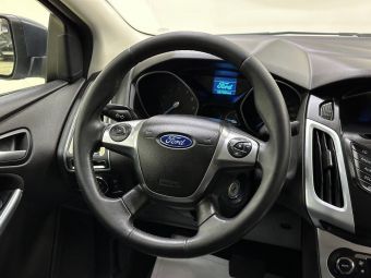 Ford Focus, 1.6 л, РКПП, 2012 фото 14
