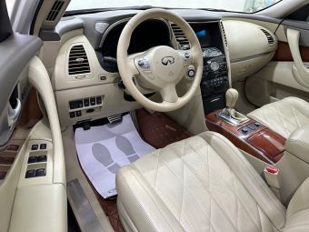 Infiniti FX Sport + NAVI, 3.0 л, АКПП, 2013 фото 10