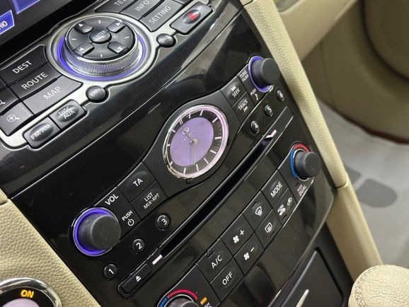 Infiniti FX Sport + NAVI, 3.0 л, АТ, 2013 фото 17