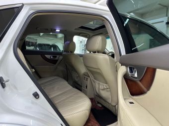 Infiniti FX Sport + NAVI, 3.0 л, АКПП, 2013 фото 2