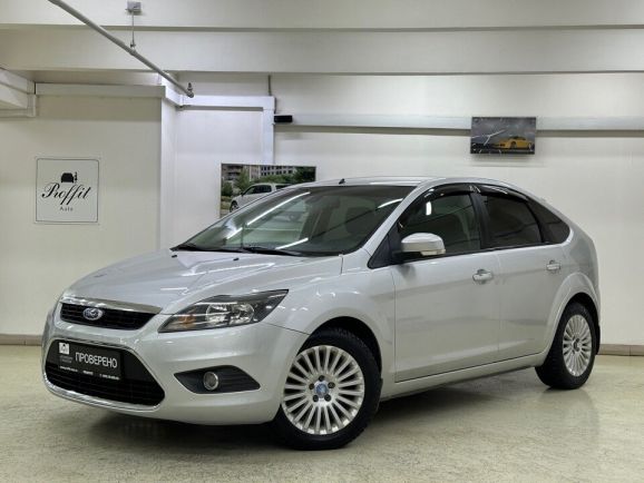 Ford Focus Titanium, 1.8 л, МТ, 2010 фото 3