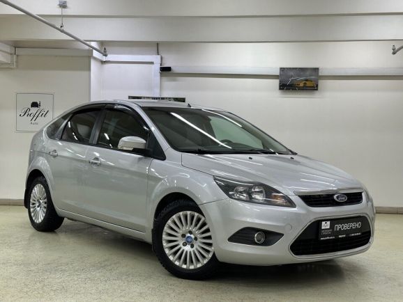 Ford Focus Titanium, 1.8 л, МТ, 2010 фото 5