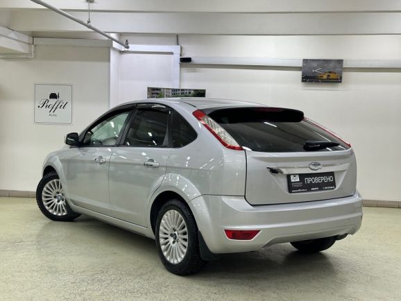 Ford Focus Titanium, 1.8 л, МТ, 2010 фото 6