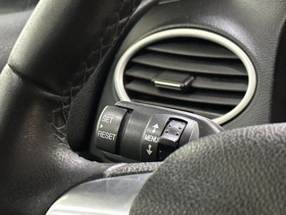 Ford Focus Titanium, 1.8 л, МТ, 2010 фото 12