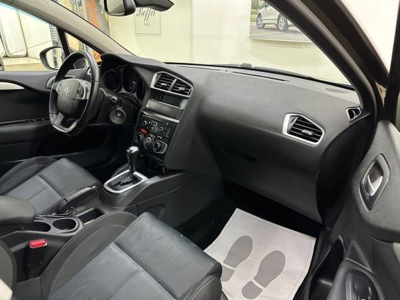 Citroen C4, 1.6 л, АТ, 2012 фото 2