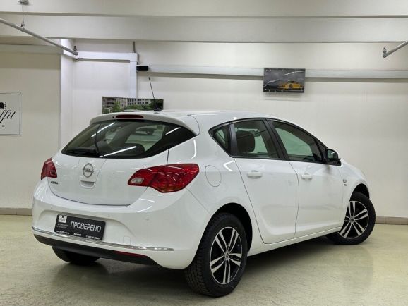 Opel Astra Active, 1.6 л, АТ, 2013 фото 6