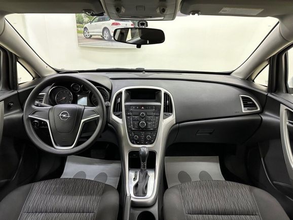 Opel Astra Active, 1.6 л, АТ, 2013 фото 10