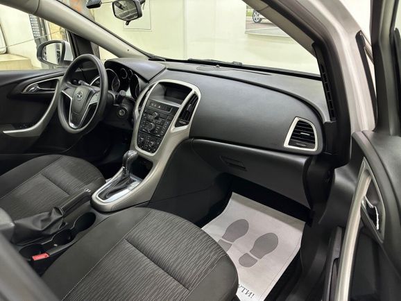 Opel Astra Active, 1.6 л, АТ, 2013 фото 14