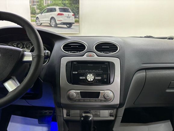 Ford Focus Ghia, 1.6 л, АТ, 2011 фото 12