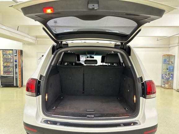 Volkswagen Touareg, 3.0 л, АТ, 2008 фото 9