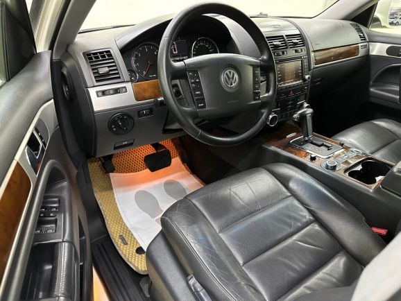 Volkswagen Touareg, 3.0 л, АТ, 2008 фото 10