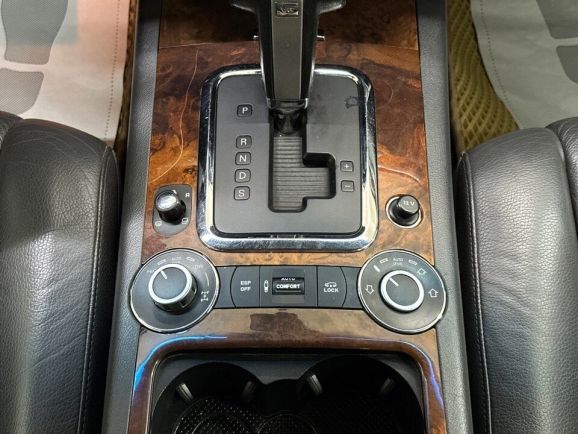 Volkswagen Touareg, 3.0 л, АТ, 2008 фото 13