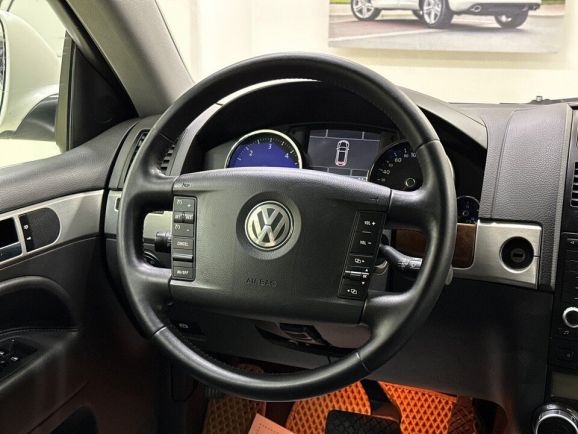 Volkswagen Touareg, 3.0 л, АТ, 2008 фото 14