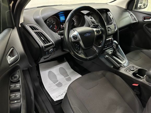 Ford Focus Titanium, 2.0 л, Робот, 2014 фото 10