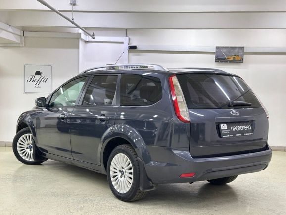 Ford Focus Titanium, 2.0 л, АТ, 2010 фото 8