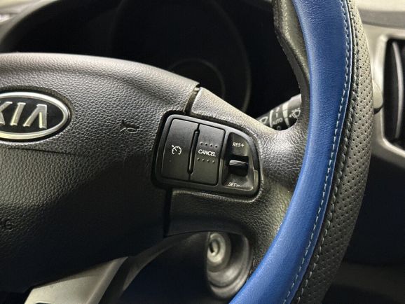 Kia Sportage, 2.0 л, АТ, 2011 фото 16