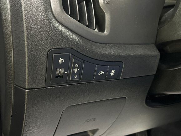 Kia Sportage, 2.0 л, АТ, 2011 фото 2