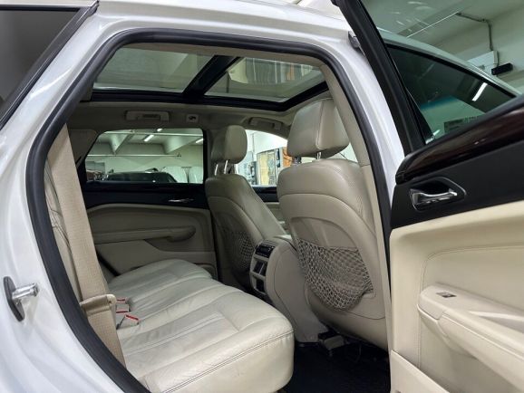 Cadillac SRX, 3.0 л, АТ, 2011 фото 18