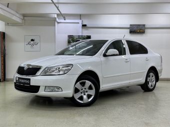 Skoda Octavia Elegance, 1.8 л, АКПП, 2012 фото 3