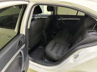 Skoda Octavia Elegance, 1.8 л, АКПП, 2012 фото 2