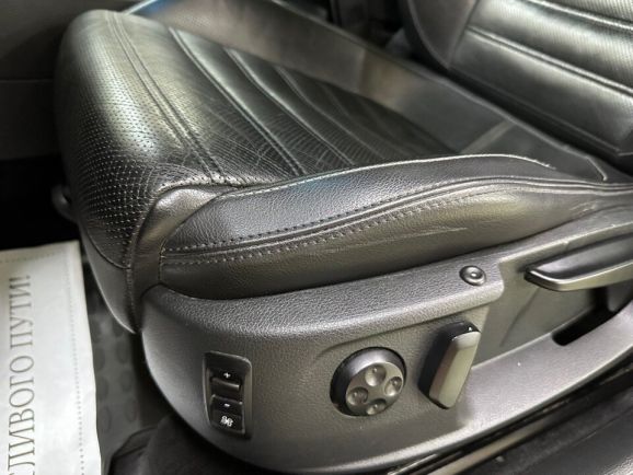 Volkswagen Passat CC, 2.0 л, Робот, 2011 фото 11