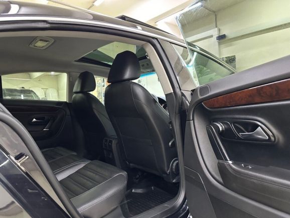 Volkswagen Passat CC, 2.0 л, Робот, 2011 фото 2