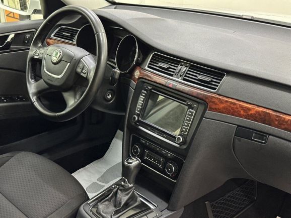 Skoda Superb, 1.8 л, АТ, 2013 фото 10