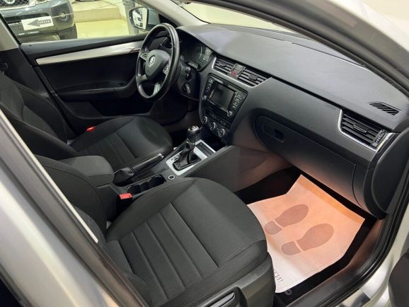 Skoda Octavia, 1.4 л, Робот, 2014 фото 15