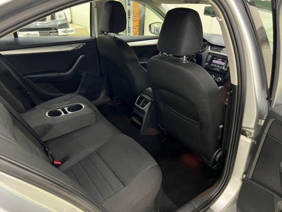 Skoda Octavia, 1.4 л, Робот, 2014 фото 2