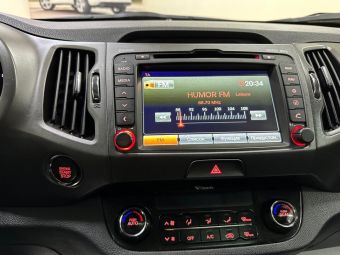 Kia Sportage, 2.0 л, АКПП, 2012 фото 13