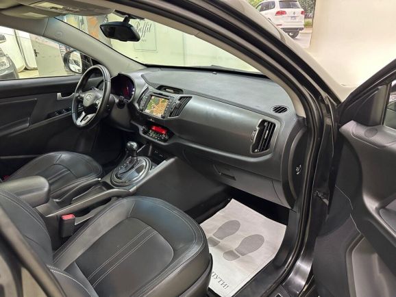 Kia Sportage, 2.0 л, АТ, 2012 фото 15