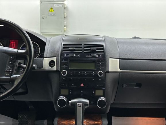 Volkswagen Touareg, 3.0 л, АТ, 2010 фото 13